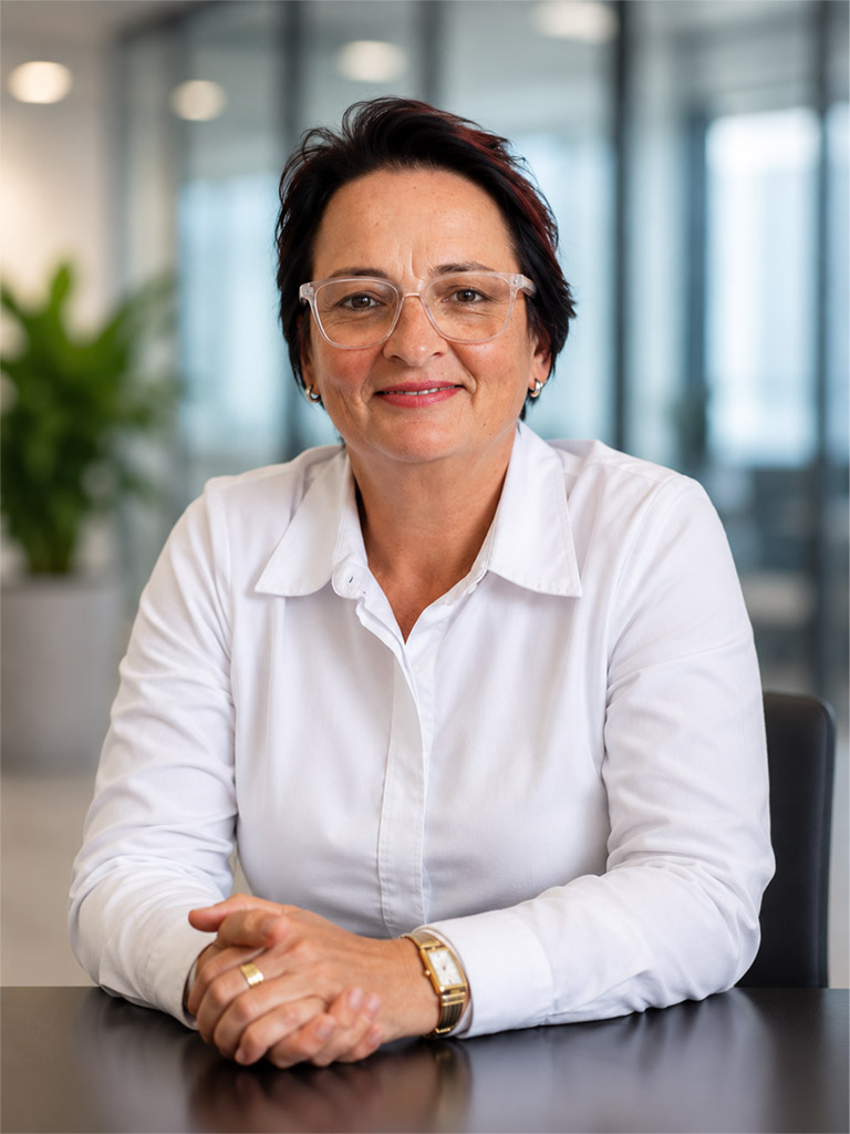 hanlie-visser-attorneys_0005_Yolanda Crause – 1